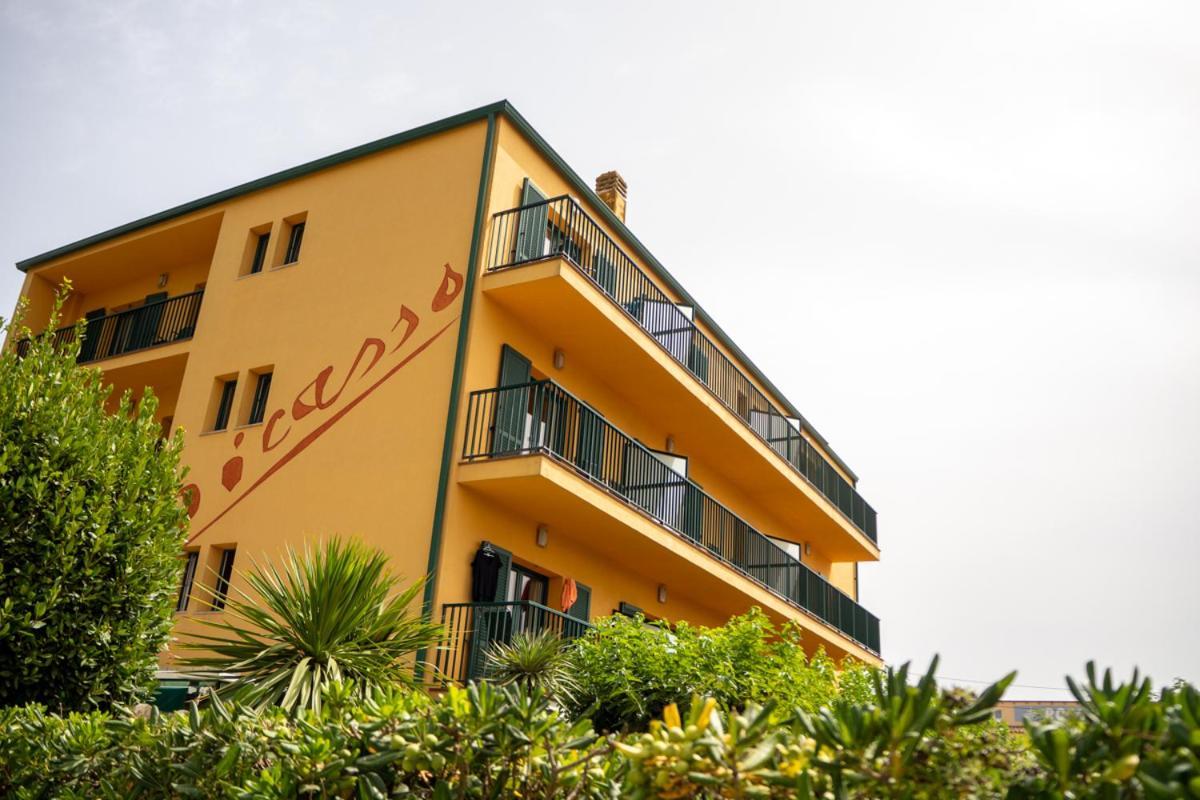 Hotel Picasso Torroella de Montgrí Extérieur photo